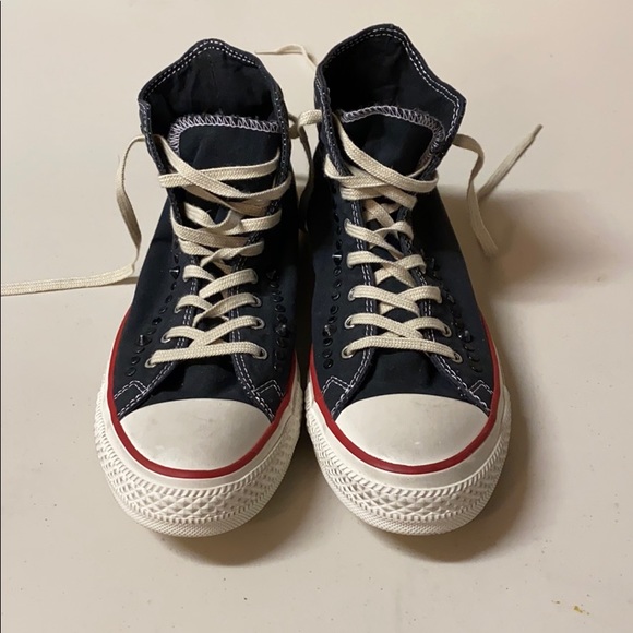 converse high tops size 8